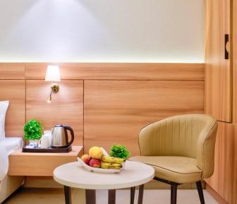 Suite with Mountain View