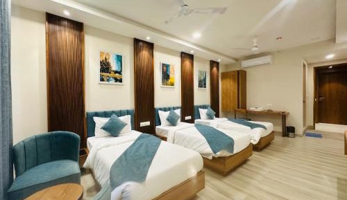 Triple Room with Shared Bathroom