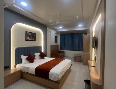 Superior King Room