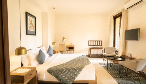Deluxe King Room