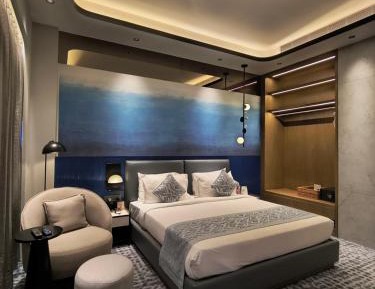 Premium Suite