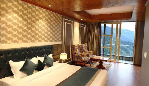 Superior Double or Twin Room with Mountain View