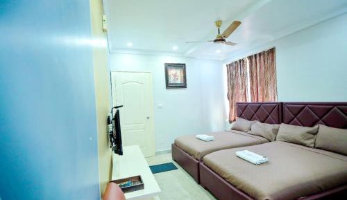 Superior Triple Room