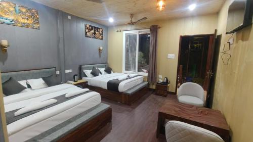 King Room