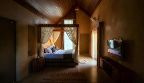 Albatross - Romantic Private Pool Villa with Balcony