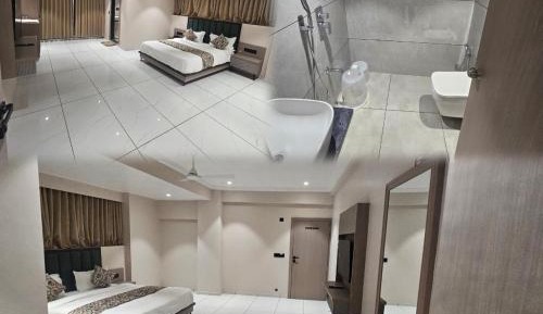 Deluxe Double Room (2 Adults + 1 Child)