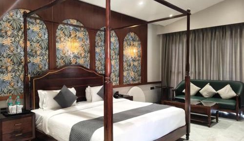 Deluxe Double Room with Balcony
