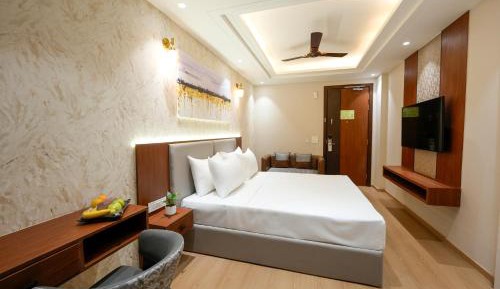 Day Use Room 10 AM to 9 PM Check-In & Check-Out on same Day