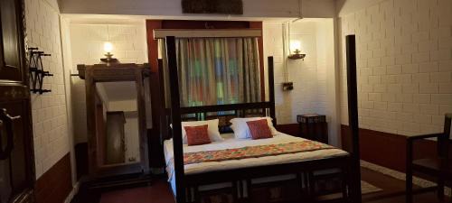 Luxury Triple Room