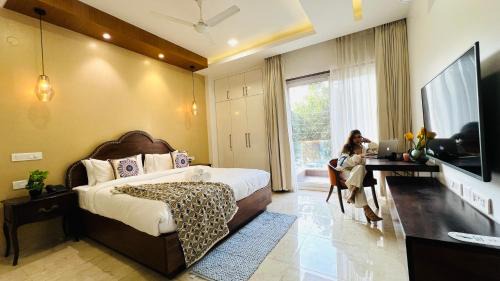 Three-Bedroom Superior Apartment