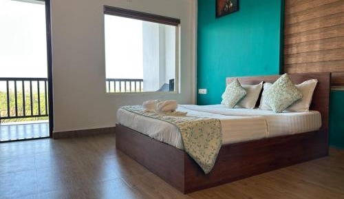 Twin Room with Mountain View