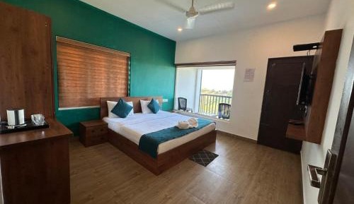 Double Room with Mountain View