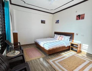 Double Room with Mountain View