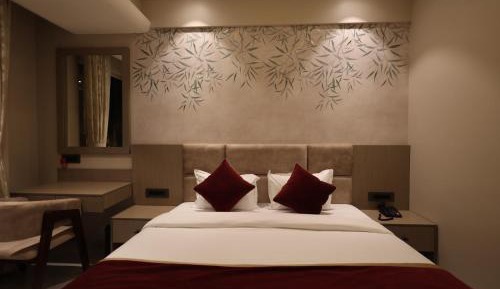 Double Room with Pool View