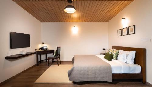 Superior King Room