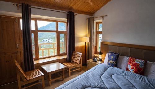 King Room with Mountain View