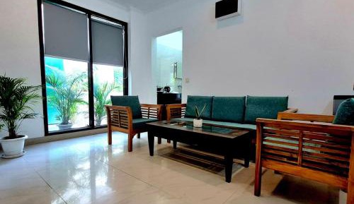 Studio with Balcony
