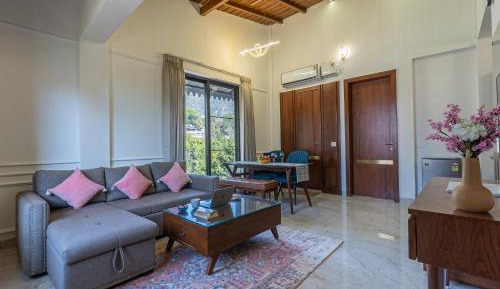 One-Bedroom Standard Apartment