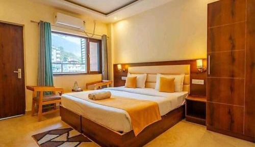 King Room with Spa Bath