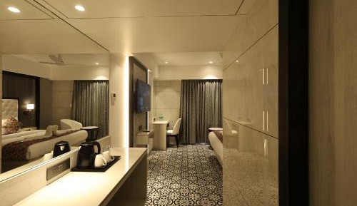 Superior King Room