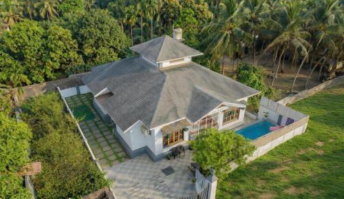 Villa with Private Pool