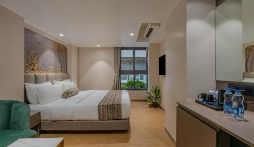 Superior King Room