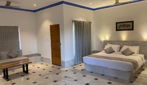 Suite with Garden View