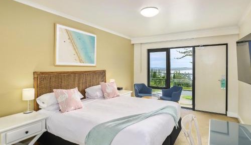Standard King Room with Spa Bath