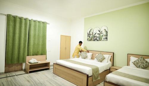 Luxury Triple Room