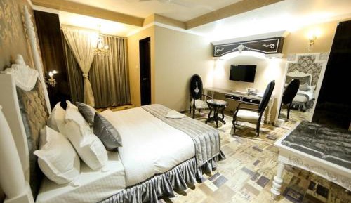 Royal Double Room