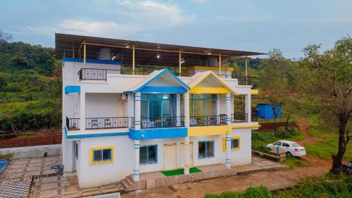 Three-Bedroom Vacation Home 