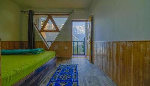 Double Room with Mountain View