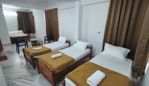 Deluxe Family Room
