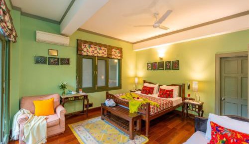 Daisy Luxury Room 1