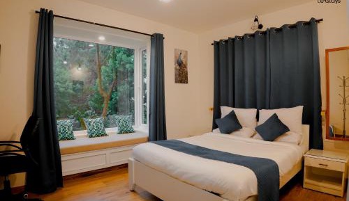King Room with Mountain View