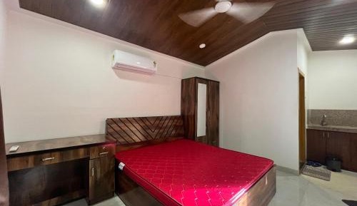 King Room with Mountain View