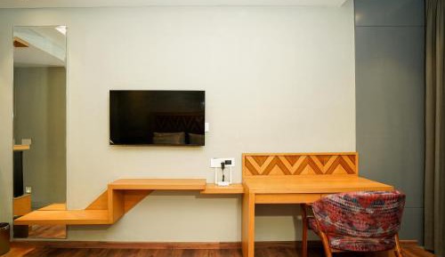 Standard King Room
