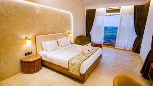 King Room with Mountain View