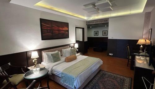 Suite with Complimentary Welcome drink on arrival and 20% off on F&B Service and 20% off on Spa