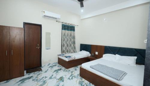 Standard King Room