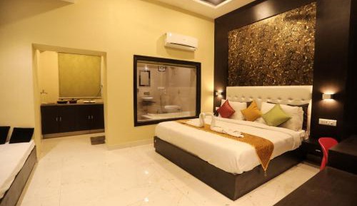 Superior King Room