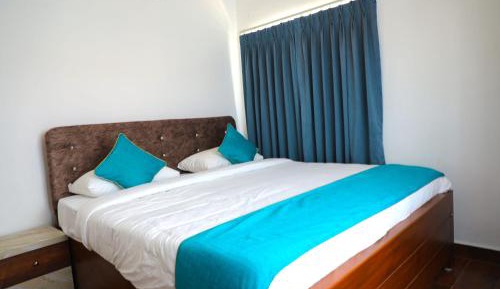 Basic Triple Room with Shared Bathroom