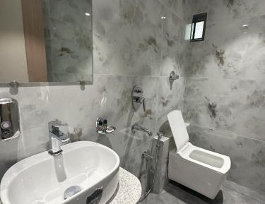 Deluxe Double Room (2 Adults + 1 Child)