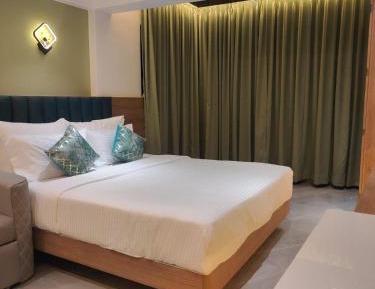 Queen Suite