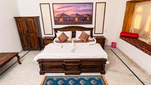 Deluxe King Room