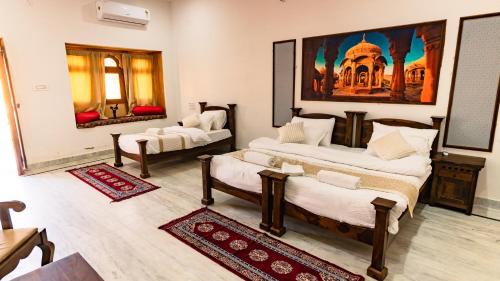 Deluxe Double or Twin Room
