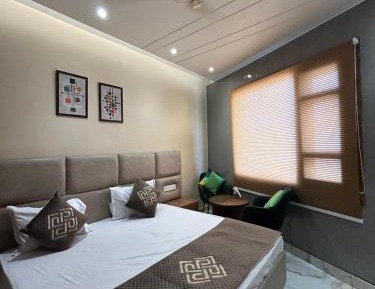 Deluxe Suite