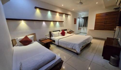 Superior King Room