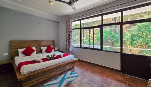 Deluxe Double Room with Balcony