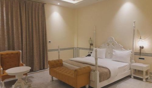 King Suite